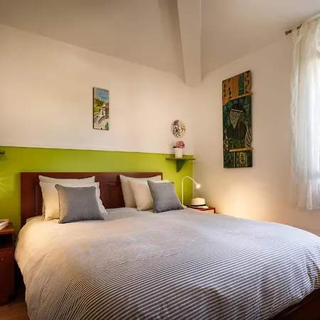 Luka's Place * Mugeba